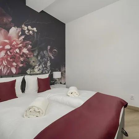 Sniadeckich 47 By Renters Hotel apartamentowy Wrocław