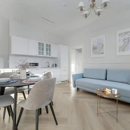 Sniadeckich 47 By Renters