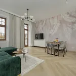 Aparthotel Sniadeckich 47 By Renters