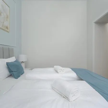 Apartahotel Sniadeckich 47 By Renters 3*