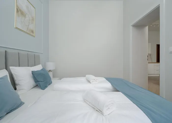 Aparthotel Sniadeckich 47 By Renters 3*