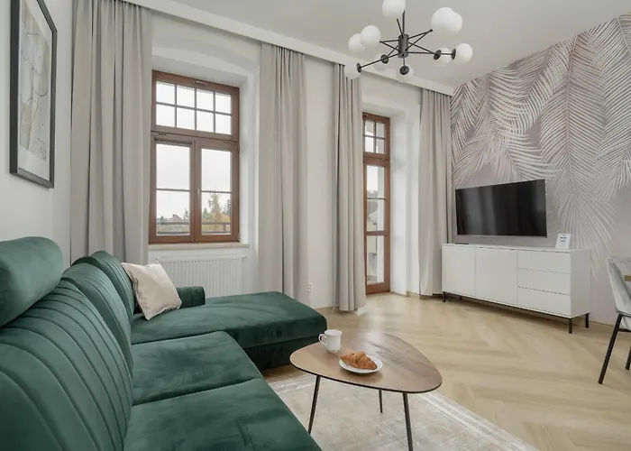 Sniadeckich 47 By Renters 3* Wroclaw